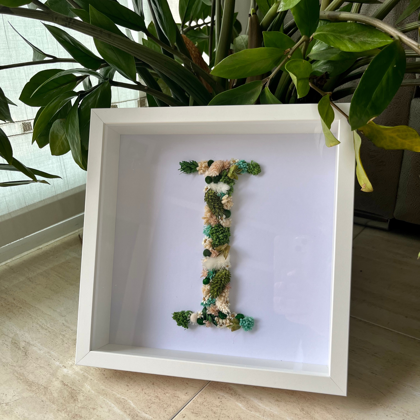 CUADROS CON INICIAL PRESERVADA