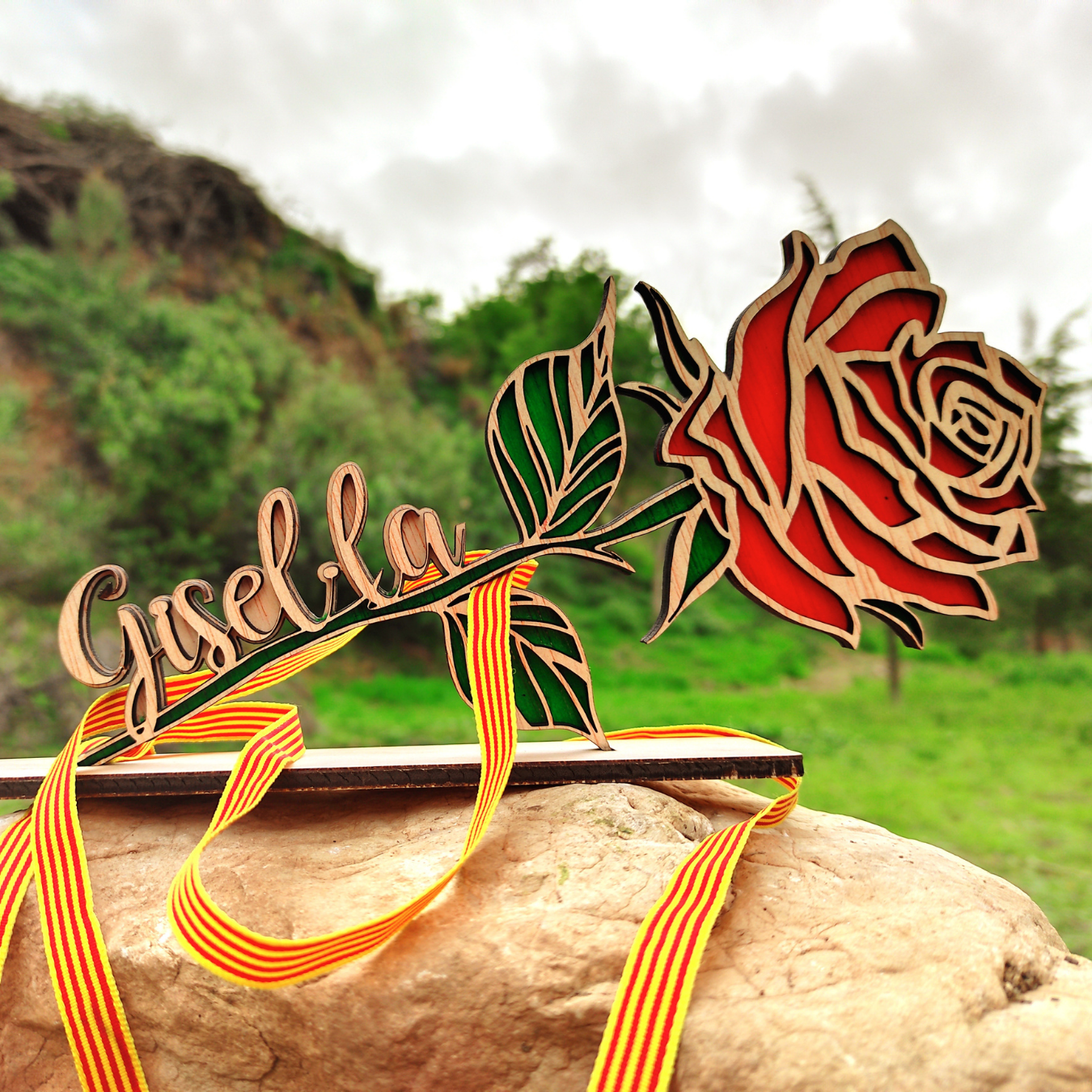 ROSA DE MADERA DOBLE CON NOMBRE